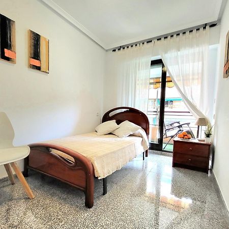 Апартаменты Amistosa, Habitacion Con Balcon, Alicante, Playa, Centro, Rambla, Mercado Экстерьер фото