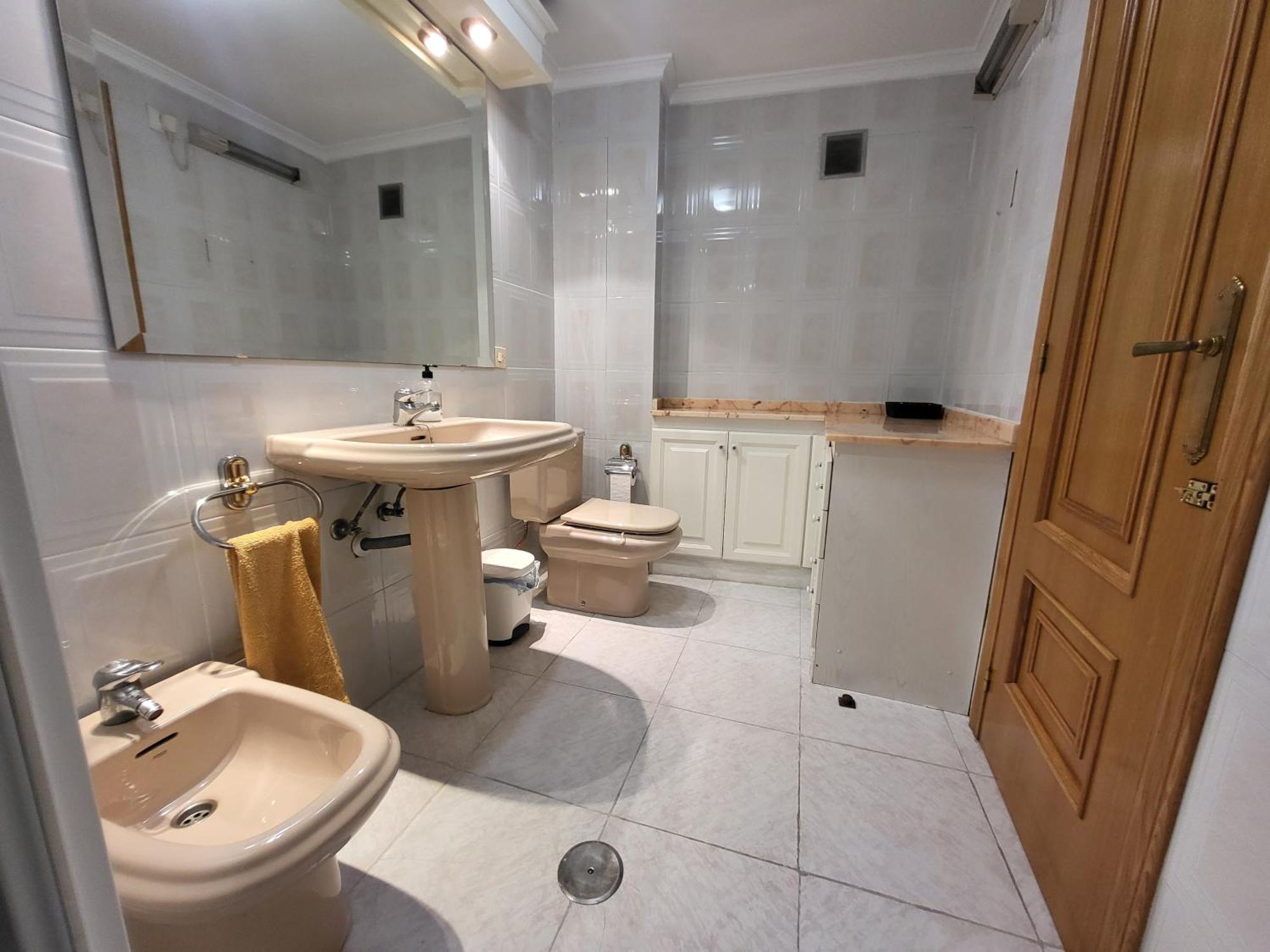 Апартаменты Amistosa, Habitacion Con Balcon, Alicante, Playa, Centro, Rambla, Mercado Экстерьер фото